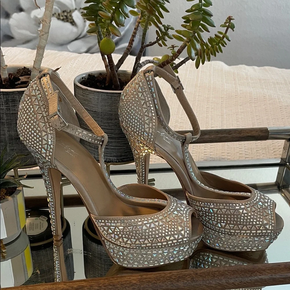 Thalia Sodi Nude Crystal Embellished Platform Heels - Picture 1 of 6
